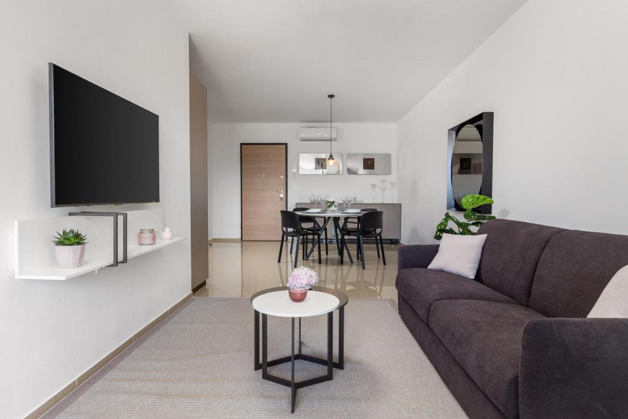 Apartment Val Pjescana Uvala Bagian luar foto