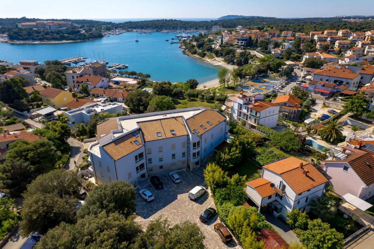 Apartment Val Pjescana Uvala Bagian luar foto
